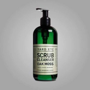 Scrub Cleanser, YARD ETC - OAKMOSS Produktkategori: . Köp hos Byggnadsvardskompaniet.se
