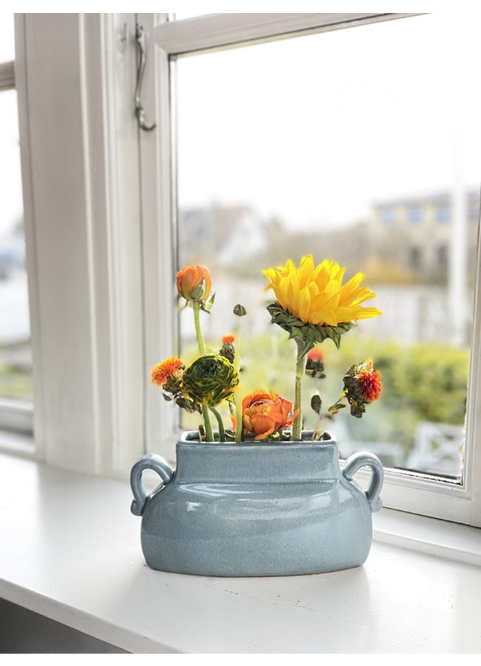 Vas i keramik Produktkategori: Glas, Porslin & Dukning. Köp hos Byggnadsvardskompaniet.se