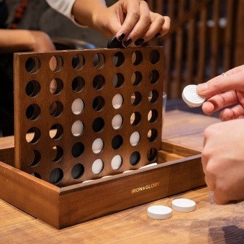 Fyra i Rad Träspel Produktkategori: Spel & Kort. Köp hos Byggnadsvardskompaniet.se