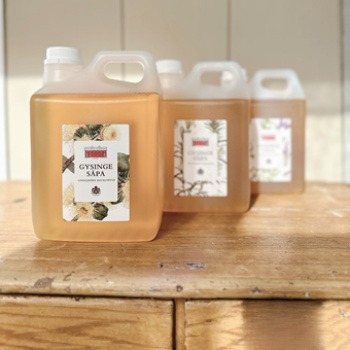 Gysingesåpa Lavendel 2,5 liter Produktkategori: Flytande Såpa. Köp hos Byggnadsvardskompaniet.se