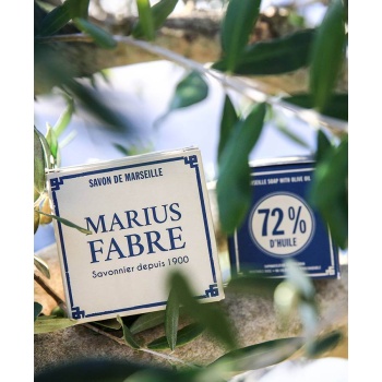 Marseilletvål Kokos- solrosolja 400 gr Marius Fabre Produktkategori: Fast Tvål. Köp hos Byggnadsvardskompaniet.se