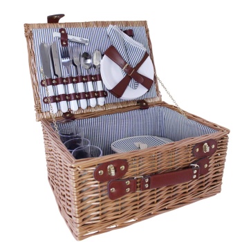 Picknickkorgset Blåvik Stor Blå Produktkategori: Glas, Porslin & Dukning, Hemliv. Köp hos Byggnadsvardskompaniet.se